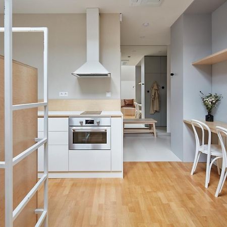 Sunlit Studio Near Wenceslas Square By Prague Days Apartment ภายนอก รูปภาพ
