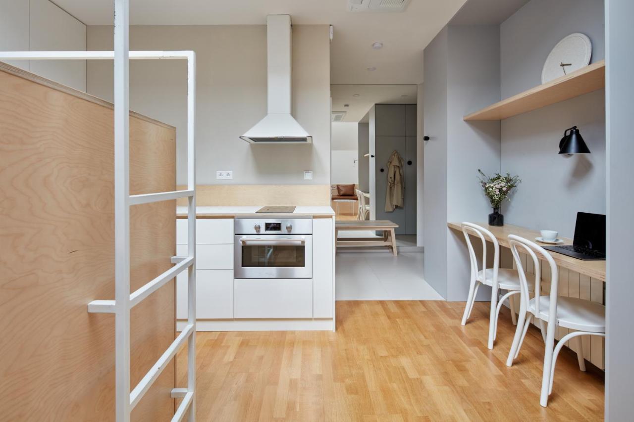 Sunlit Studio Near Wenceslas Square By Prague Days Apartment ภายนอก รูปภาพ